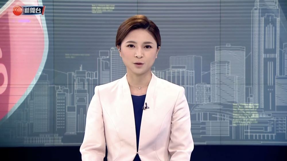 曾被指係攬攬照片女主角嘅廖淑怡，喺事件傳出後獲有線新聞及資訊總監關慧玲澄清並非相中女主角，但佢最終都係決定辭職