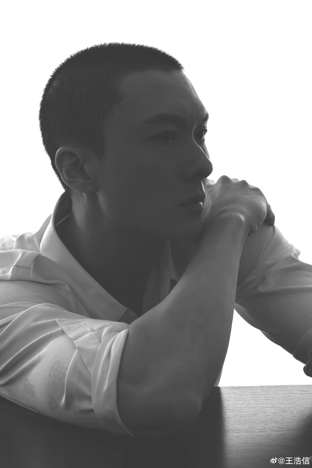 而佢髮型似乎同《梨泰院Class》嘅栗子頭非常似！