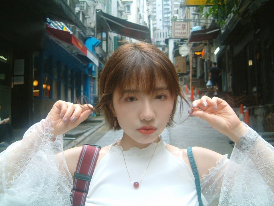 KITKAT表示自己做模特兒平時會影好多相，日本男友會要求KITKAT影完先send畀佢睇