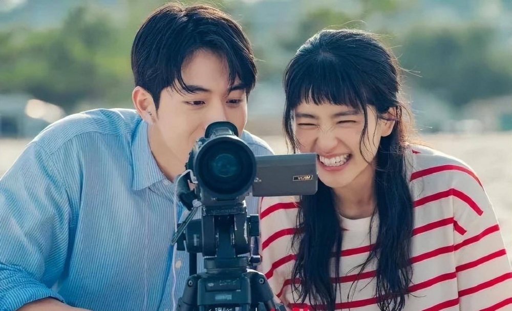 樓主第一次見王阿姨嘅時候,係因為受對方拜託幫手影相