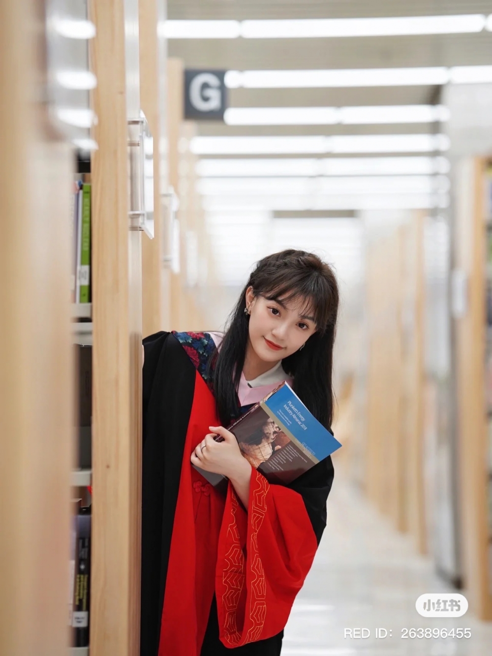 而佢仲回應網民表示自己嘅論文將會刊登於期刊上，網上嘅輿論將會不攻自破！