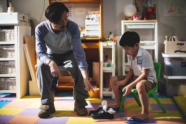 90後港爸開post大呻同妻子嘅教仔方法差別大？！