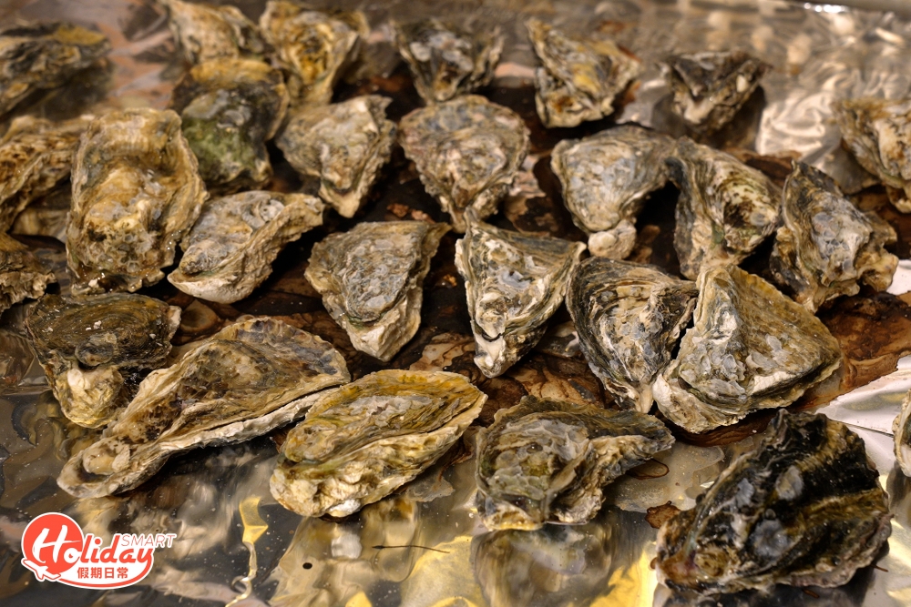 店家設有60或90分鐘的超抵食生蠔放題,於香港提供高質生蠔放題確實不多,因此店家一開張,立即引來生蠔關注組成員討論,紛紛跪求試食報告!