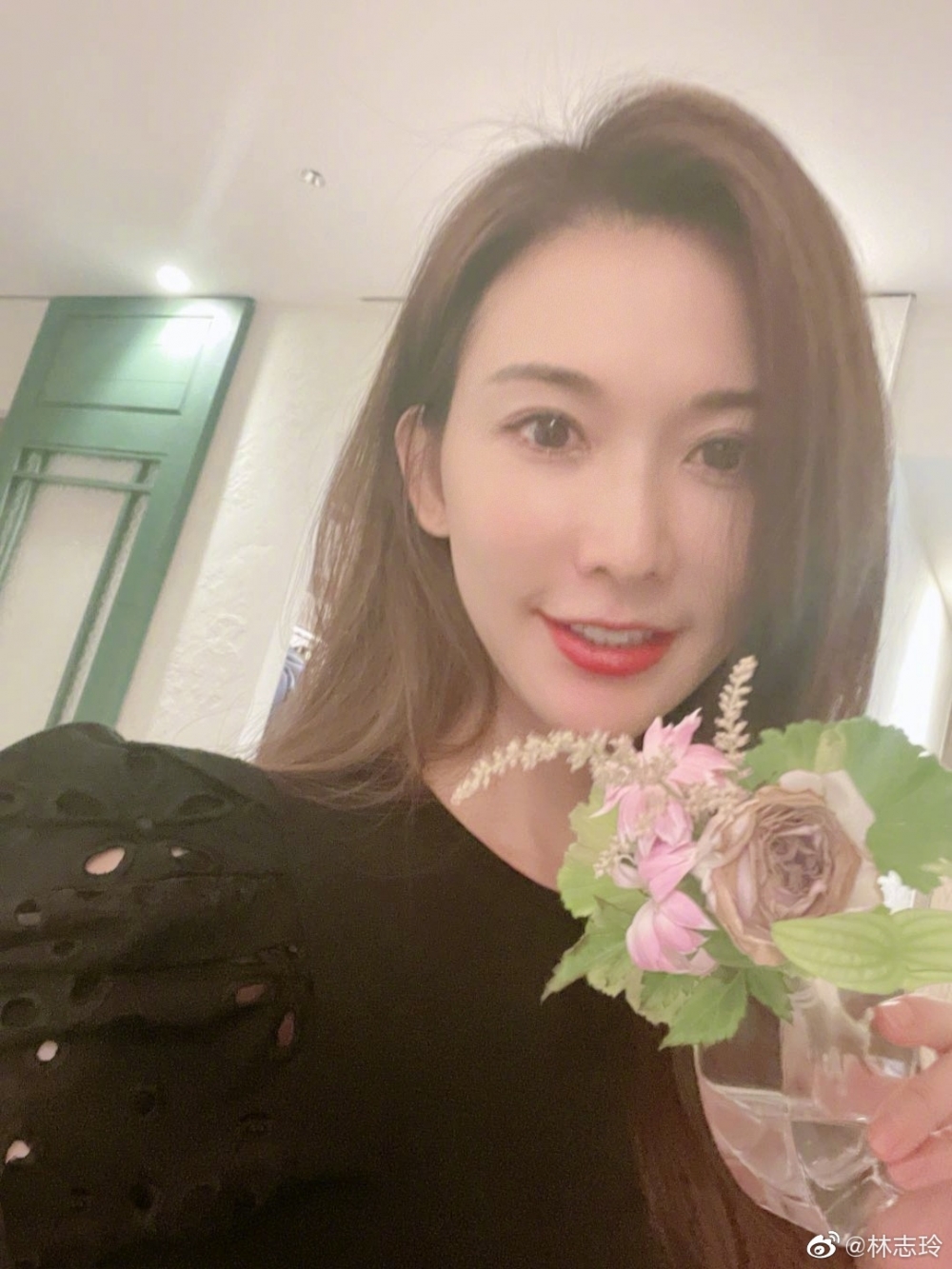 有「志玲姐姐」之稱嘅台灣女星林志玲自2022年初產下兒子後就喺日本休息