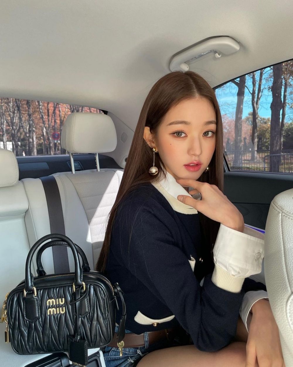 張員瑛上個月獲邀到巴黎出席時裝周活動