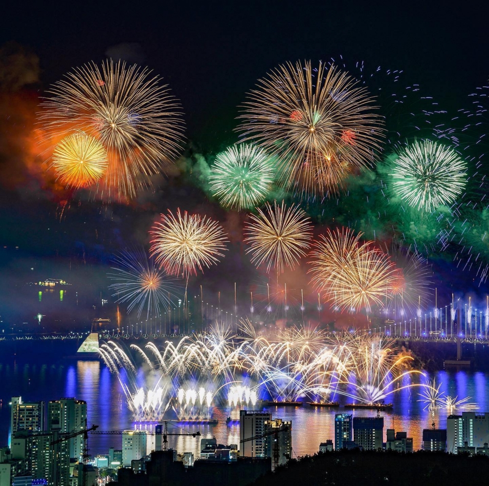 釜山一年一度的重大慶典「釜山國際煙火節」時隔3年再度強勢回歸！