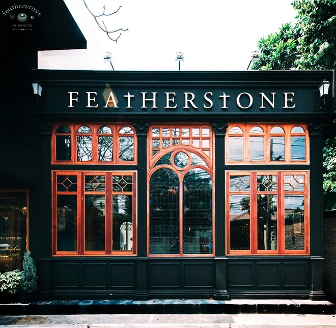 featherstone_cafe IG