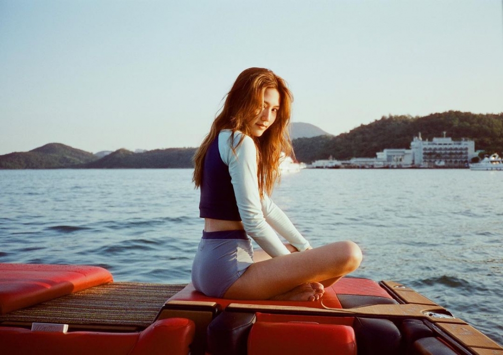 而近排嘅佢身型同1年前相比，已經比較健康！