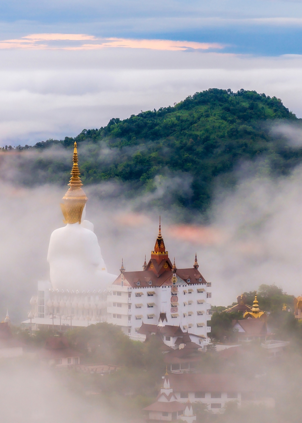 位於海拔830米高考科山上的帕頌喬寺，被形容為「一間只出現在夢中的天堂寺院」！