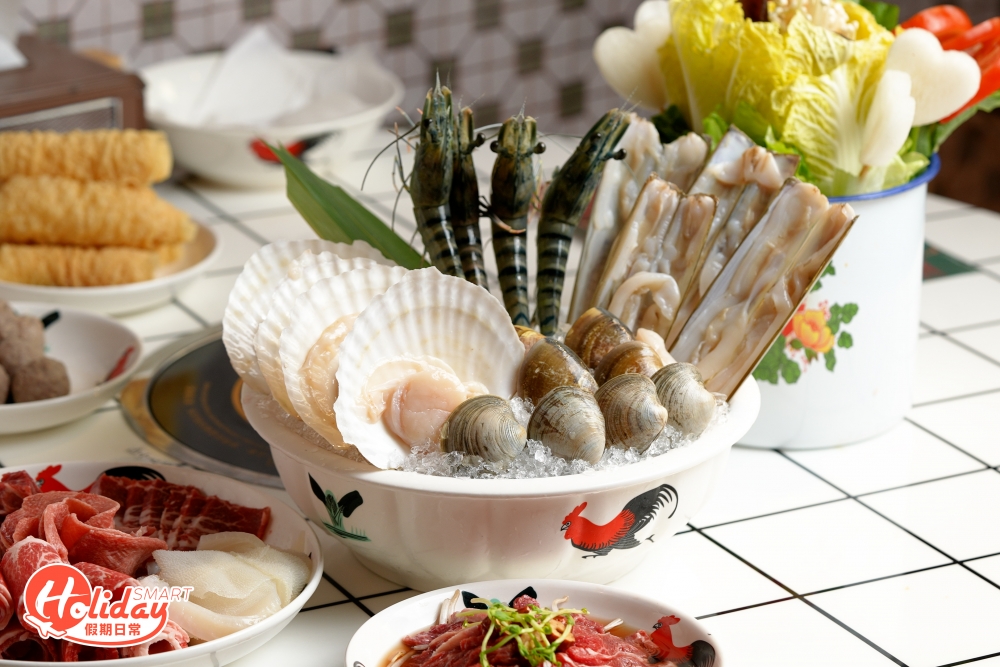 龍鳳呈祥海鮮拼盤由師傅每日到街市選購時令海鮮，一盤有齊4款海鮮，海蝦、帶子、大蜆款款新鮮。