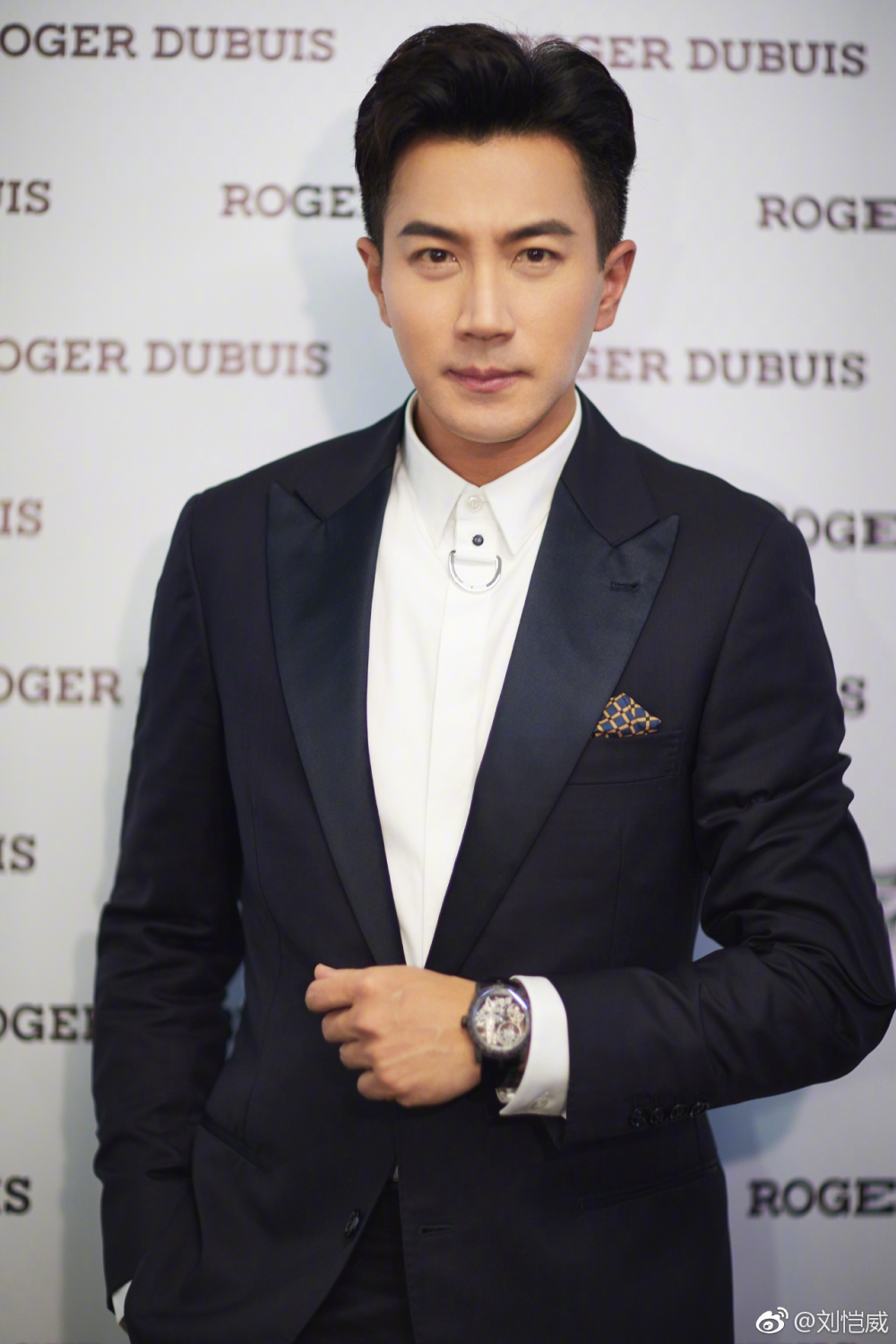 離婚之後小糯米主要由香港嘅爺爺劉丹照顧，劉愷威近年亦減產唔少