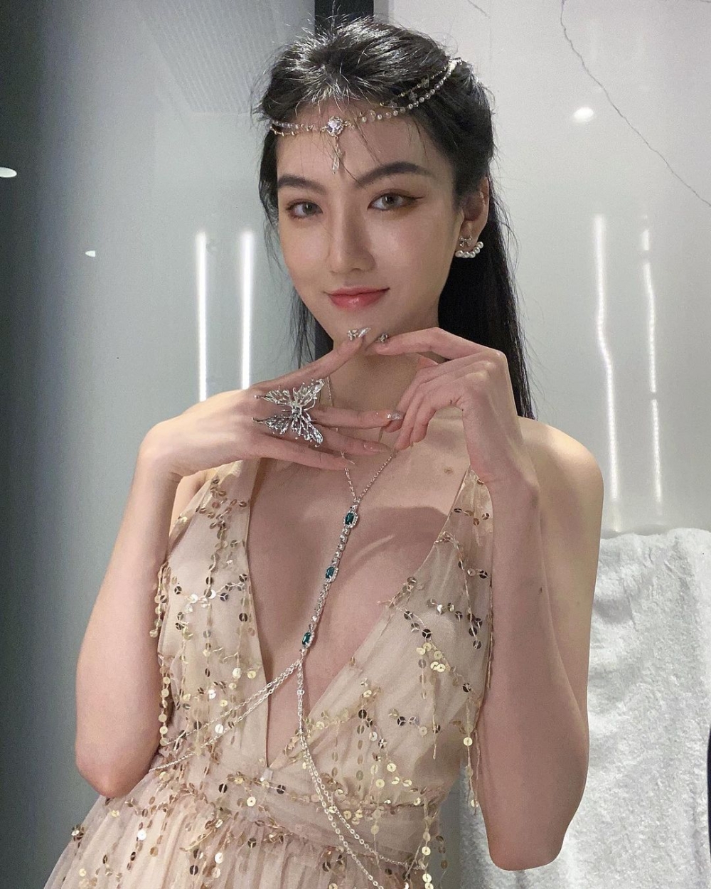 黎峇菈IG有唔少性感照,大方晒火辣身材