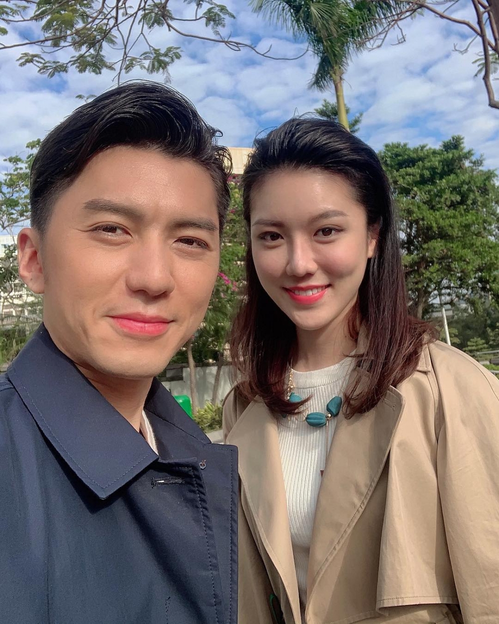 同袁偉豪合作過