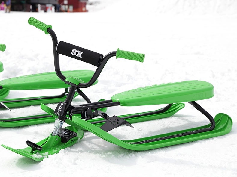 大家揸住小卡車衝落山腳，超刺激！