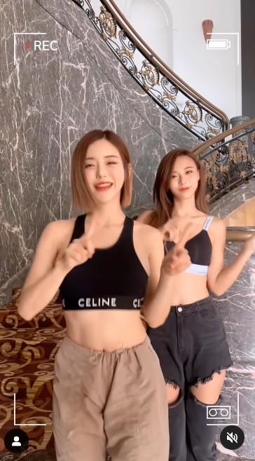 二人仲一齊拍片跳舞～