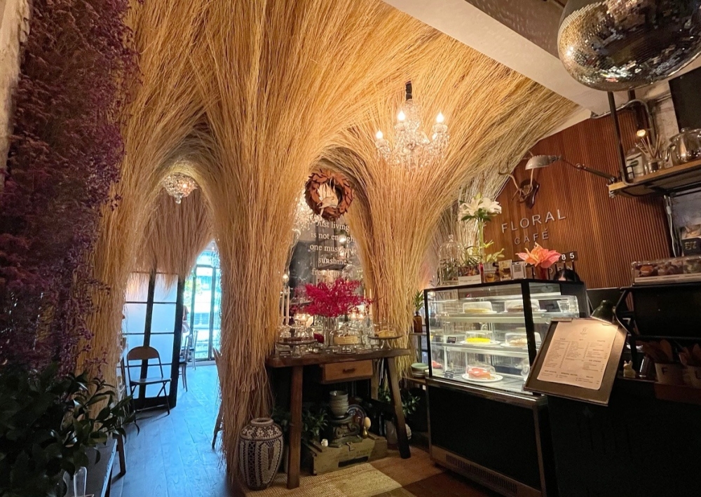 Floral Cafe at Napasorn FB