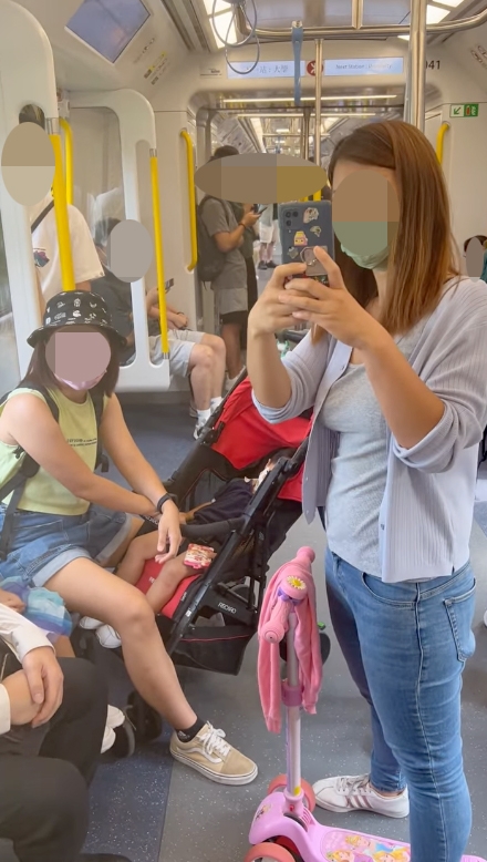 近日網絡瘋傳喺東鐵嘅「讓座事件」,據悉當時呢2名媽媽要求乘客讓座俾小朋友而引發爭議?!