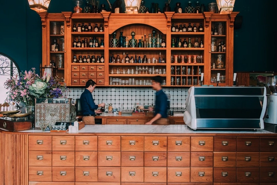 featherstone_cafe IG