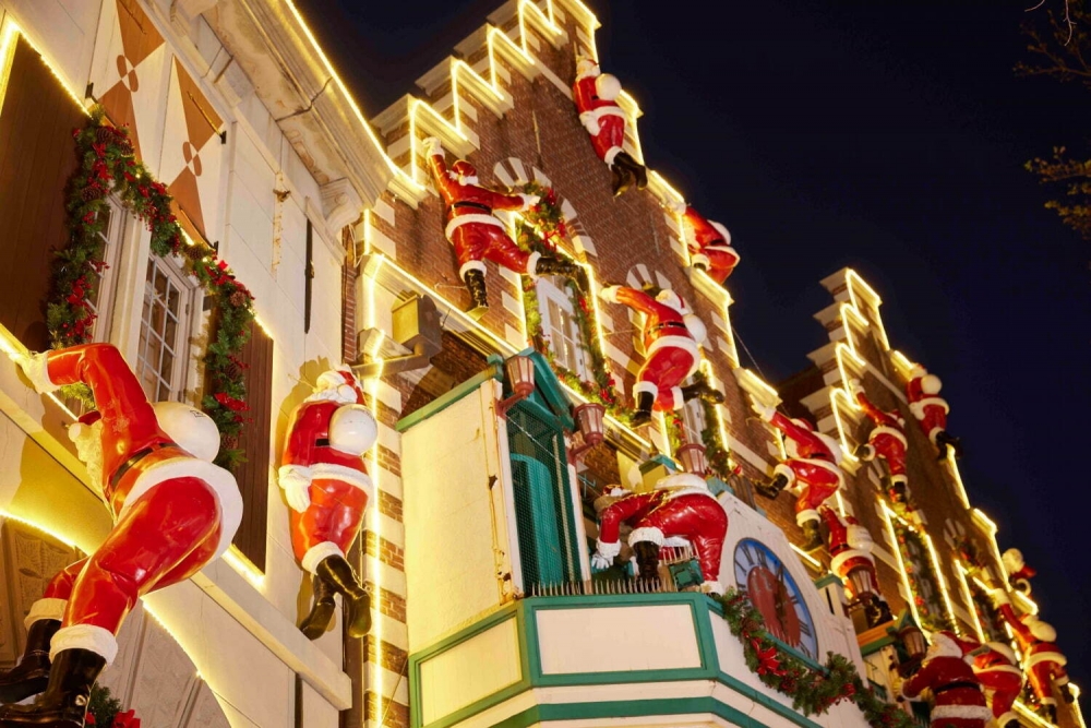 到處都會有聖誕裝飾，以及聖誕老人亦會出現