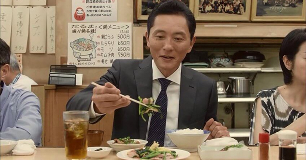 用筷子夾別人筷子上嘅食物喺日本非常不吉