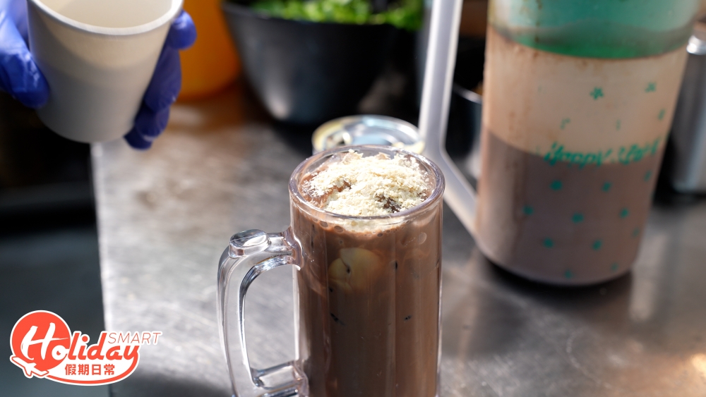 這間台式火鍋店除了多款靚湯底和配菜之外，特別提供台式手沖特飲。