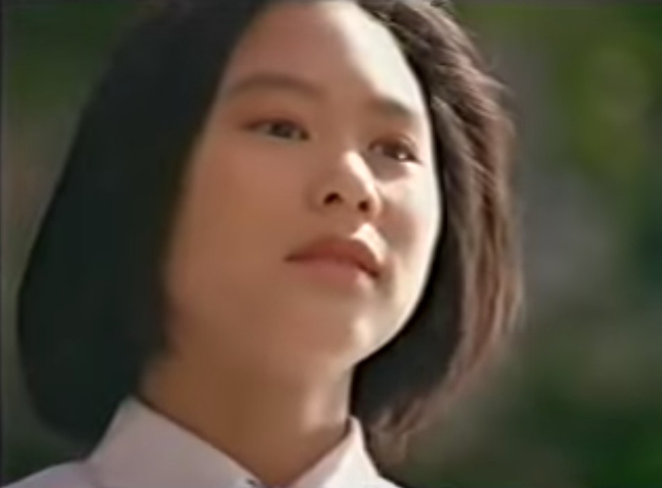 講到檸檬茶廣告不可不提1993年版本，一句「乜咁啱嘅」成為經典