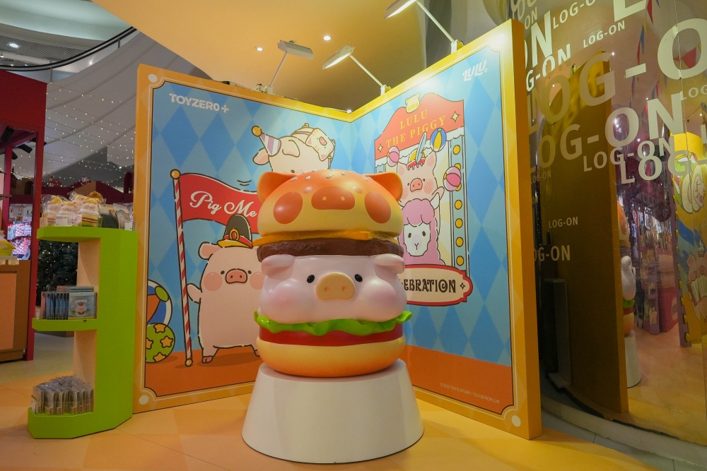 巨型LuLu豬漢堡！