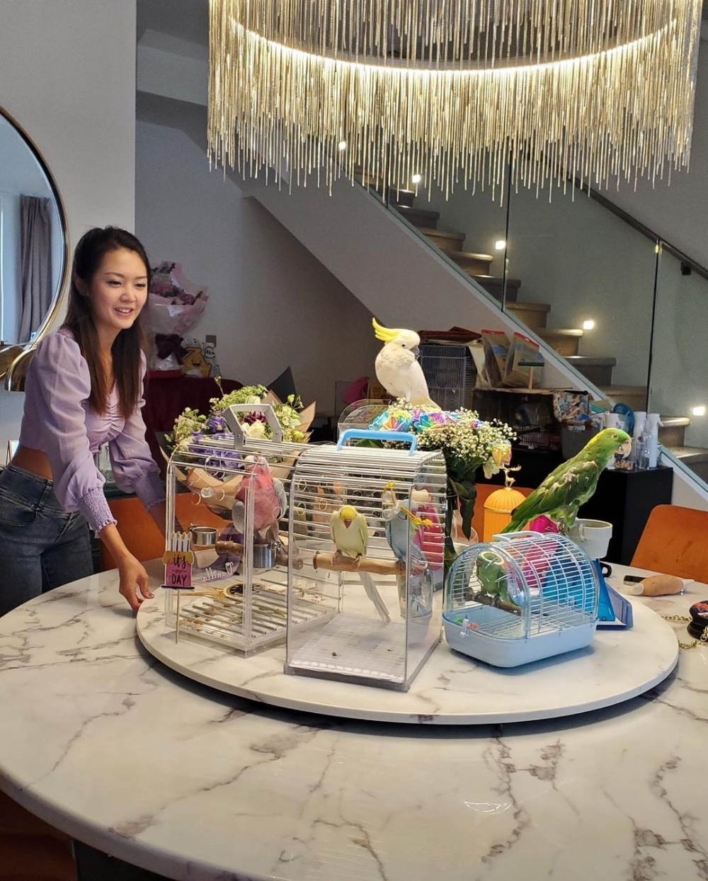 陳庭欣喺生日當日公開咗唔少豪宅內部照片