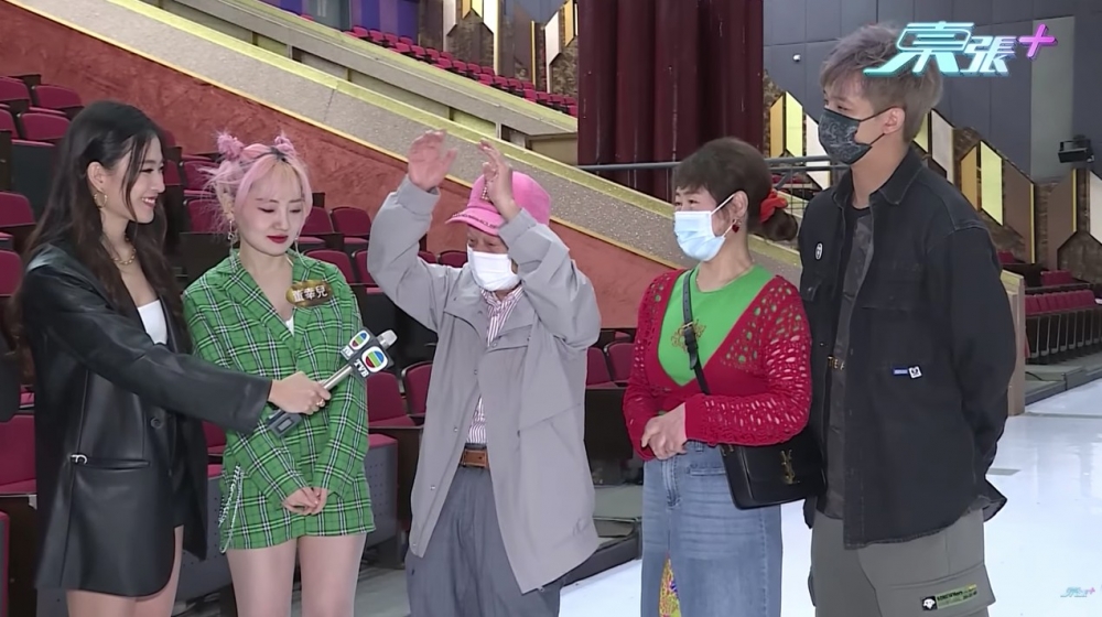 Happy伯表示好開心見到娜娜唱歌跳舞，所以撐到入電視城！