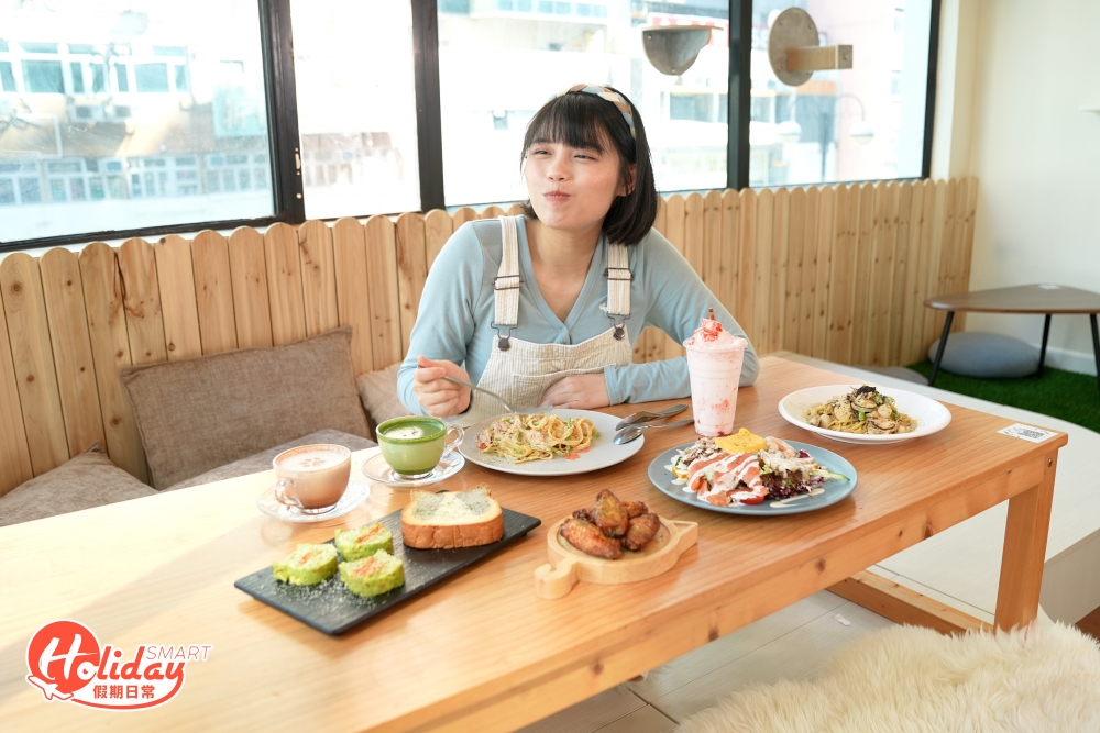 而且價格與一般的Cafe相若，更有貓貓作伴，可謂一流！