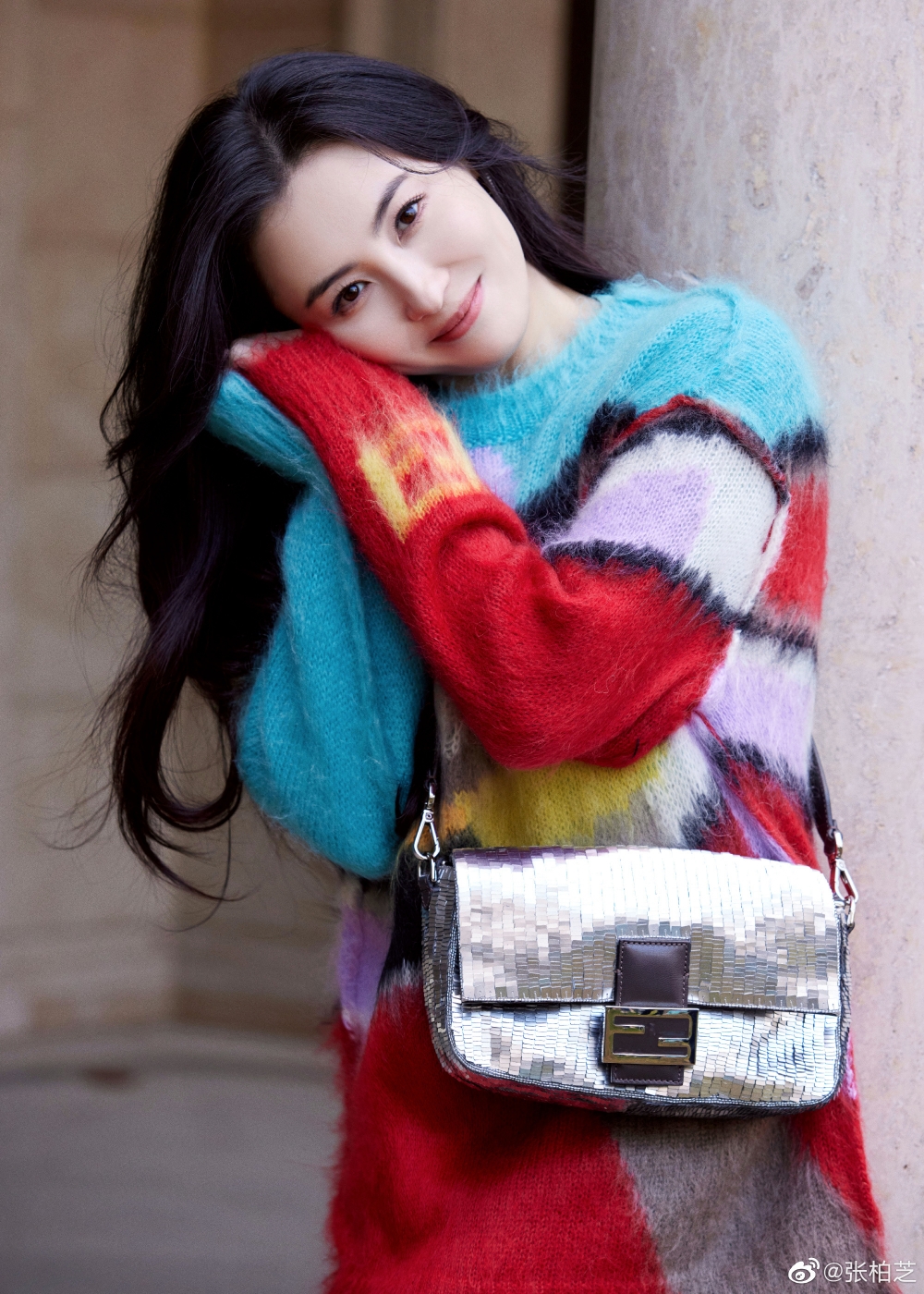 不過部份網民覺得評論被刪，可能係同張柏芝粉絲有關