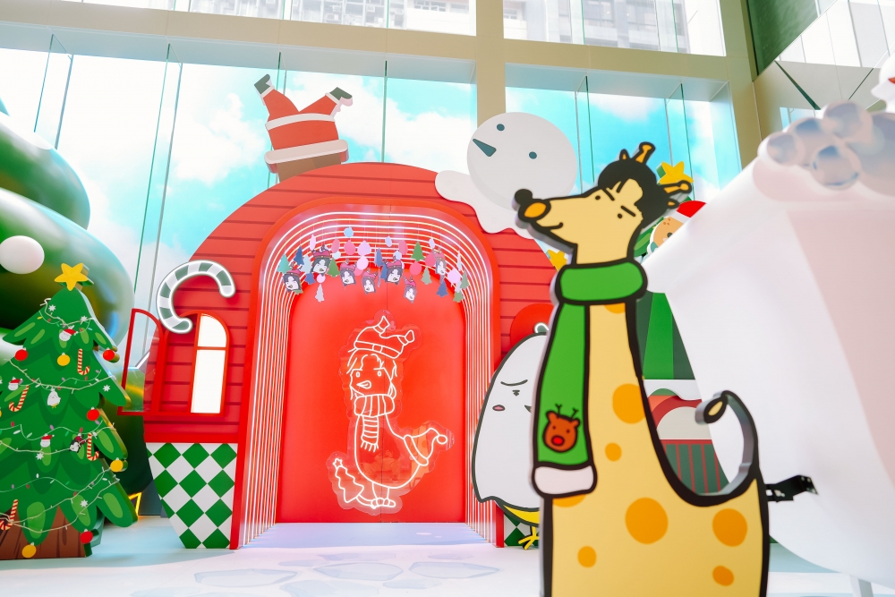 布夢夢鳩仔無死角自戀隧道。