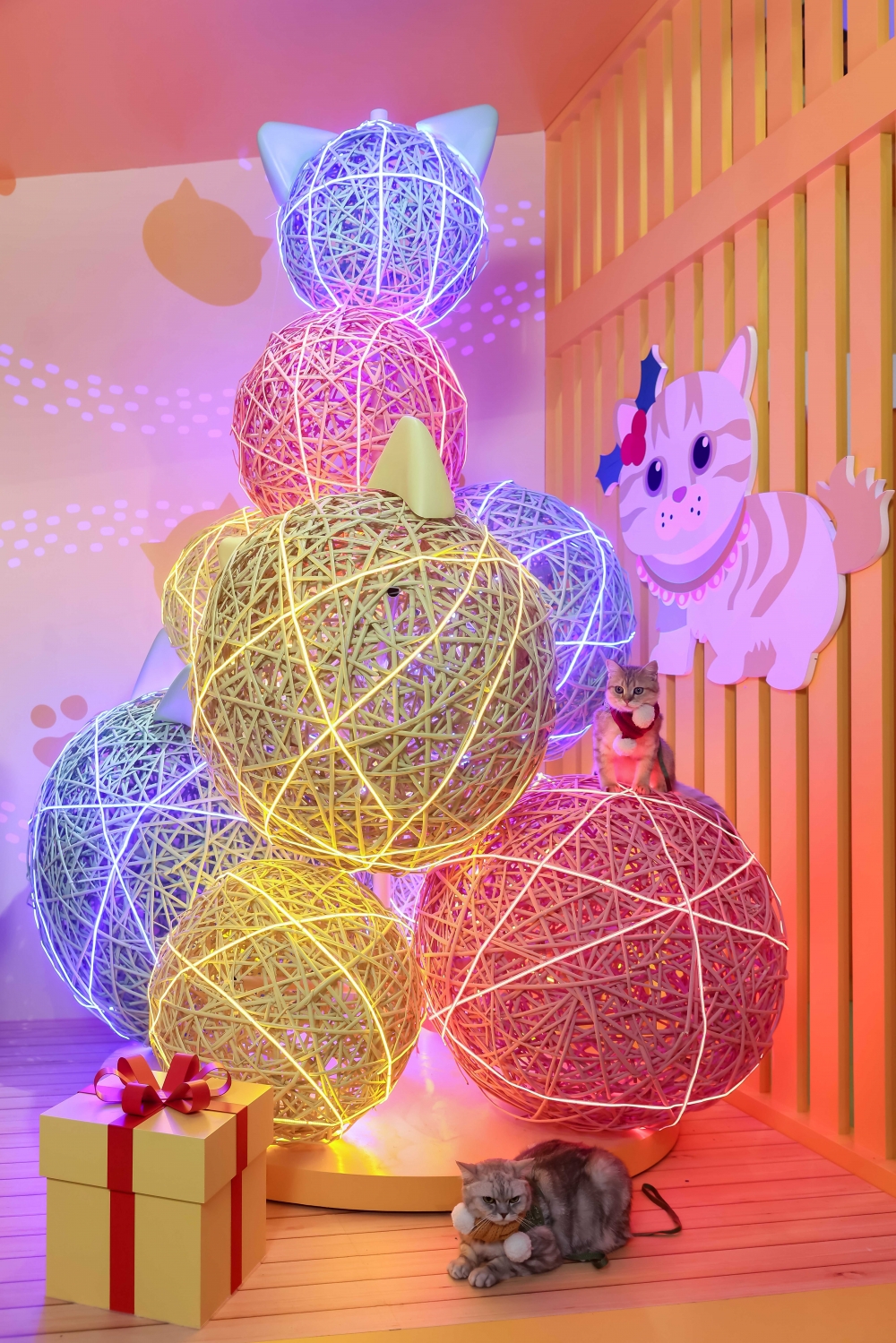 喵形冷球聖誕樹！