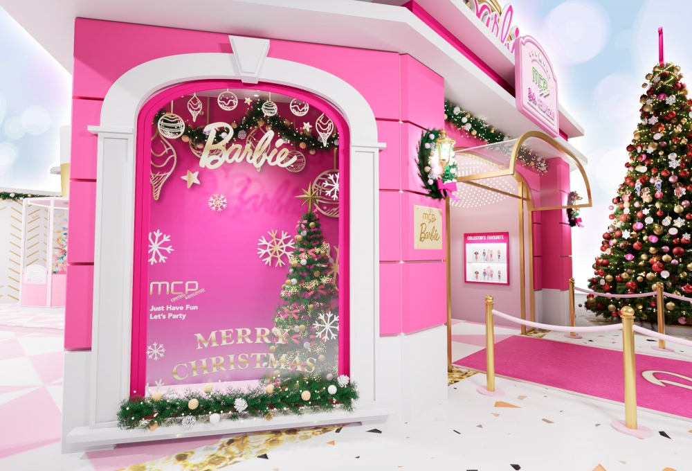 限定聖誕特別版Barbie公仔箱！