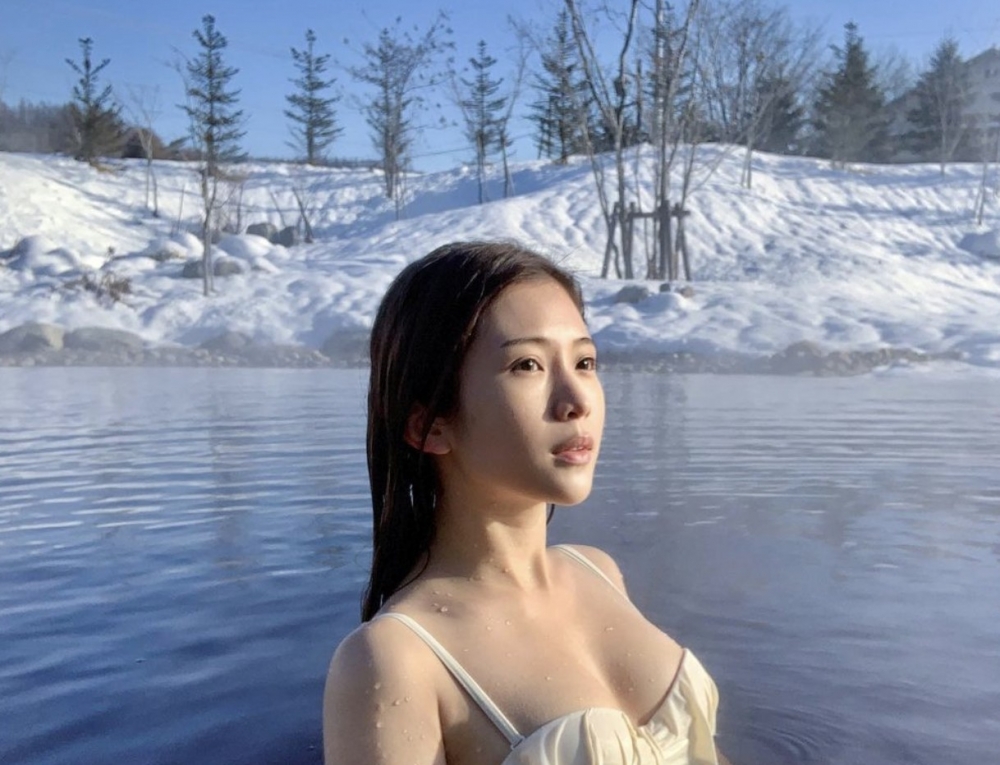 早前雞排妹曾揚言未來唔再拍攝寫真集！