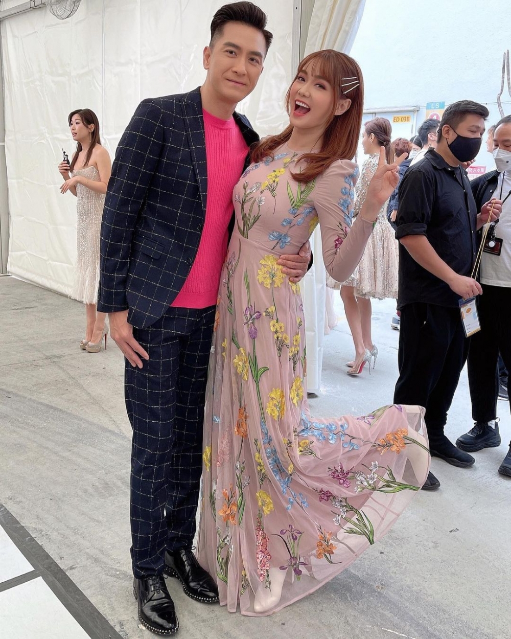 婚期有望,唔少網友為佢哋送上祝福