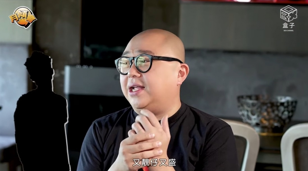 該歌手當時人氣好高,而且外型靚仔!