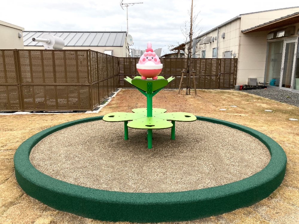 以「小福蛋」打造的沙池遊樂設施～它係「吉利蛋」進化前的型態！