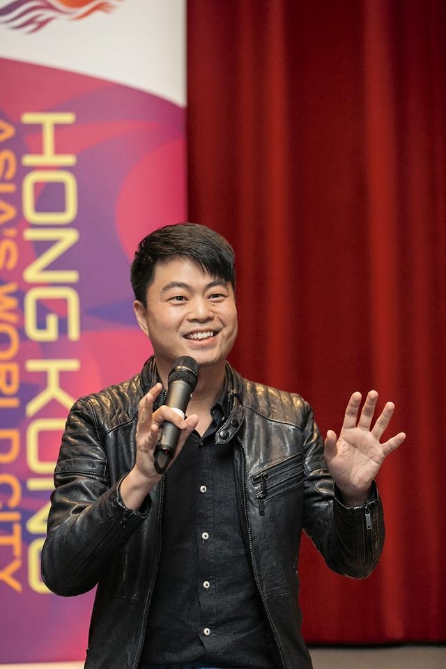 最終翁子光拎咗自己嘅積蓄出嚟，成為電影嘅大股東。