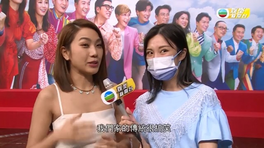 雖然姜麗文依舊大方回應，但之後賴彥妤卻面有難色望向鏡頭