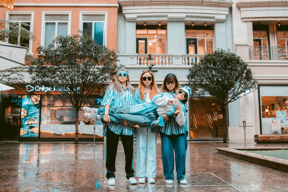 利東街舉辦了一系列向70年代經典歌舞致敬的不同活動～