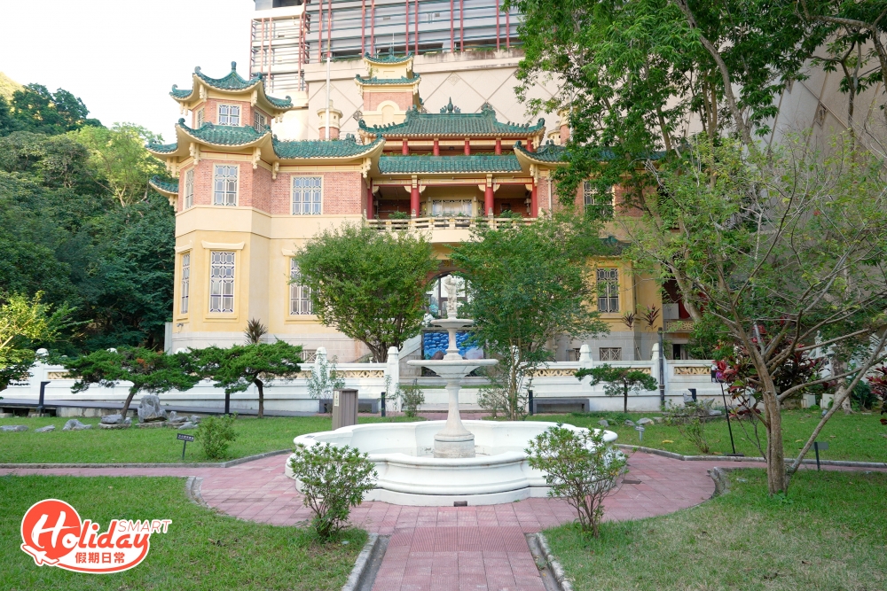 早於3年前則交由以音樂學院營運，提供中西音樂培訓，並負責定期舉辦免費導賞活動，可惜官方宣布由於連年赤字，難以持續營運，故決定提早交還予政府。