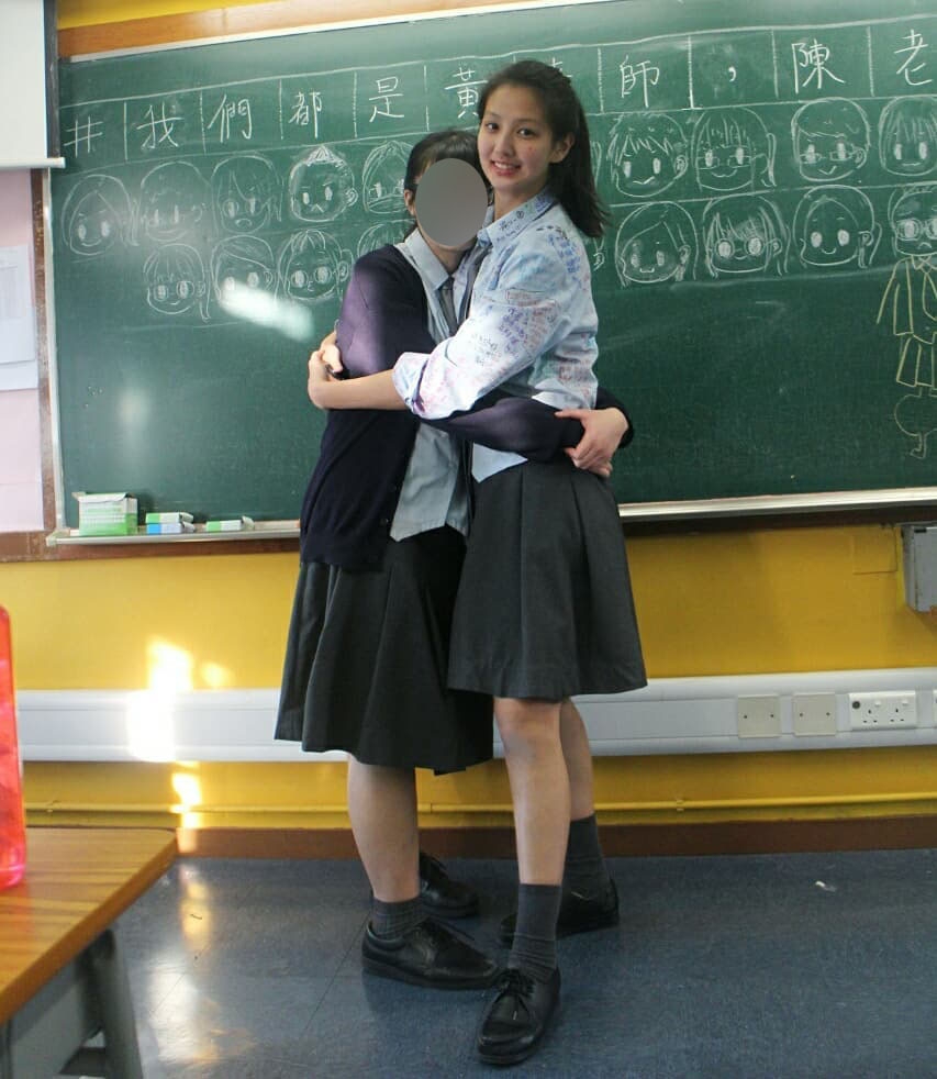 Mandy IG都有佢以前嘅中學相