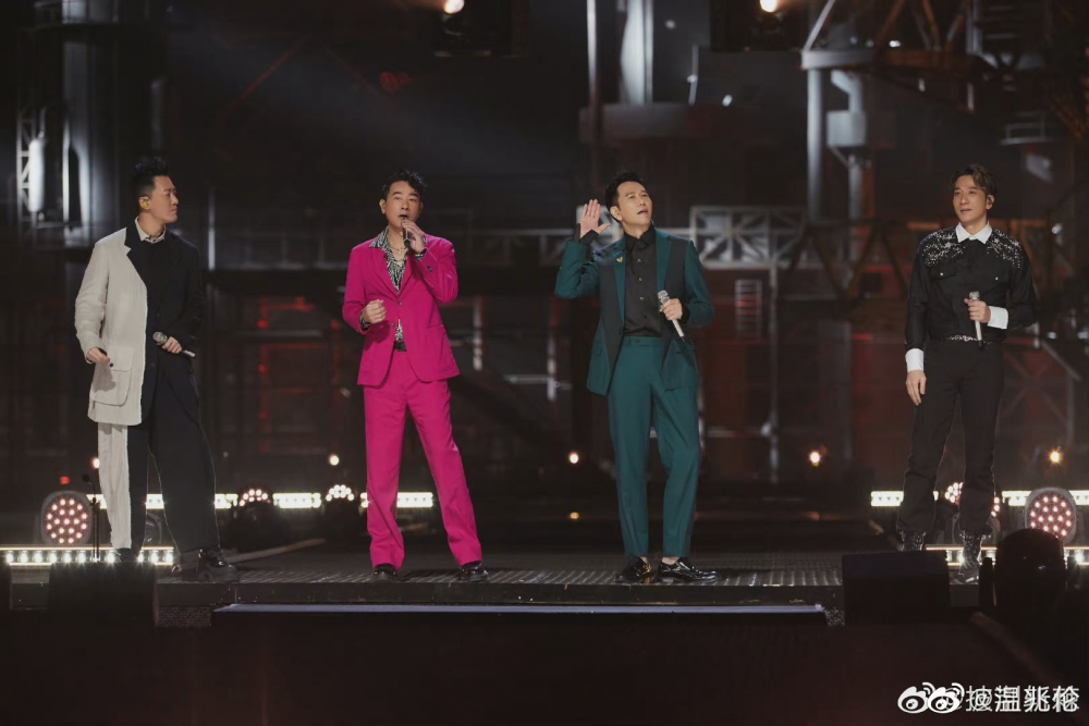 最近溫兆倫上人氣綜藝節目《披荊斬棘2》，因為講嘢比較慢而成為話題