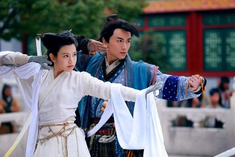 其中2014年版《神雕俠侶》由陳曉飾演楊過、陳妍希飾演小龍女
