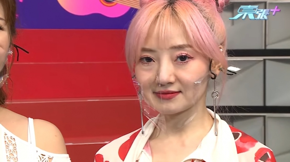 TVB節目《中年好聲音》唔少面試者都有「背景」，其中「屯門娜娜」（董幸兒）知名度唔低，本身都有一班fans