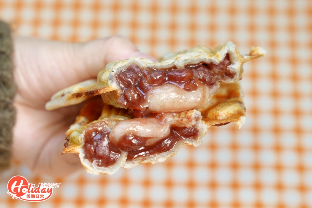 紅豆味則用上北海道十勝產紅豆，食到粒粒紅豆之餘加配麻糬更可以增加口感層次！