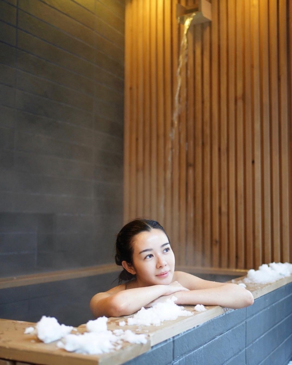 事隔一日麥明詩終於update IG Story，佢公開連登討論區嘅網友回覆截圖