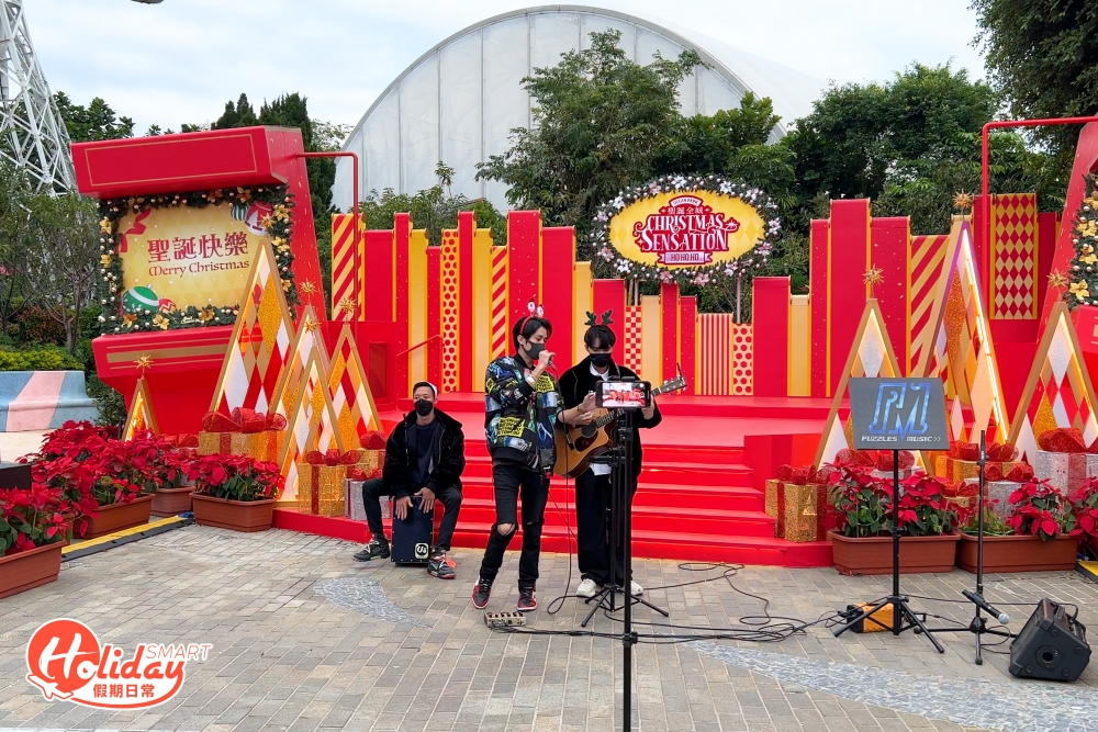 廣場更會定時有本地樂隊和合唱團表演,大家記得留意時間!