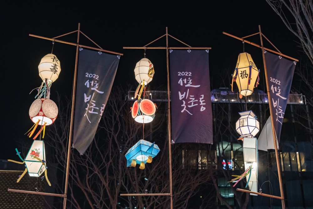 首爾燈節2022首次移至重新開放的光化門廣場舉辦～